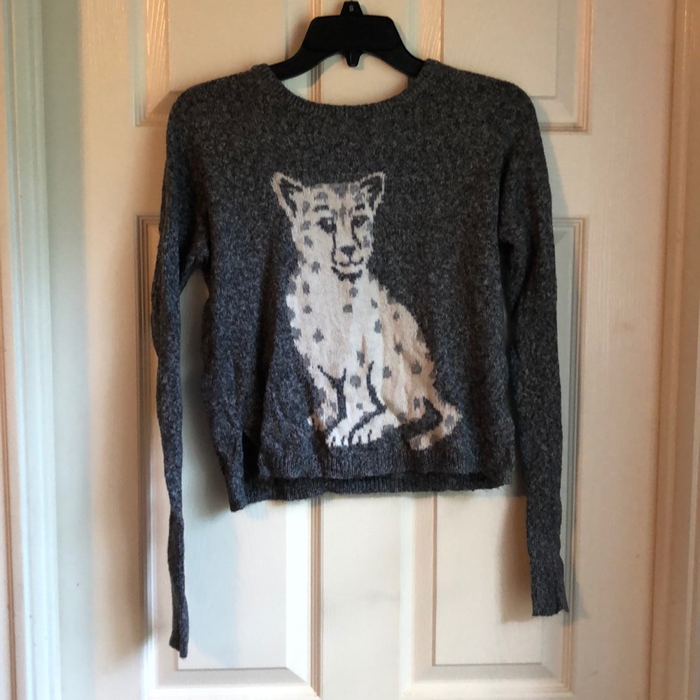 Sweater - Picture 1 of 2